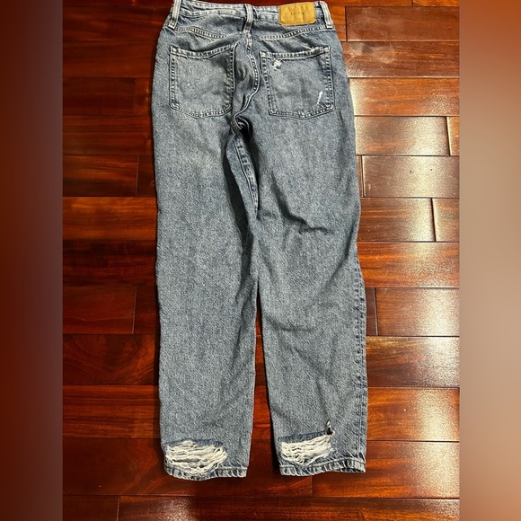 ❤️Distressed -Gray Moms jean High waisted -Straight Leg Jeans size 4 Tall - Picture 6 of 11